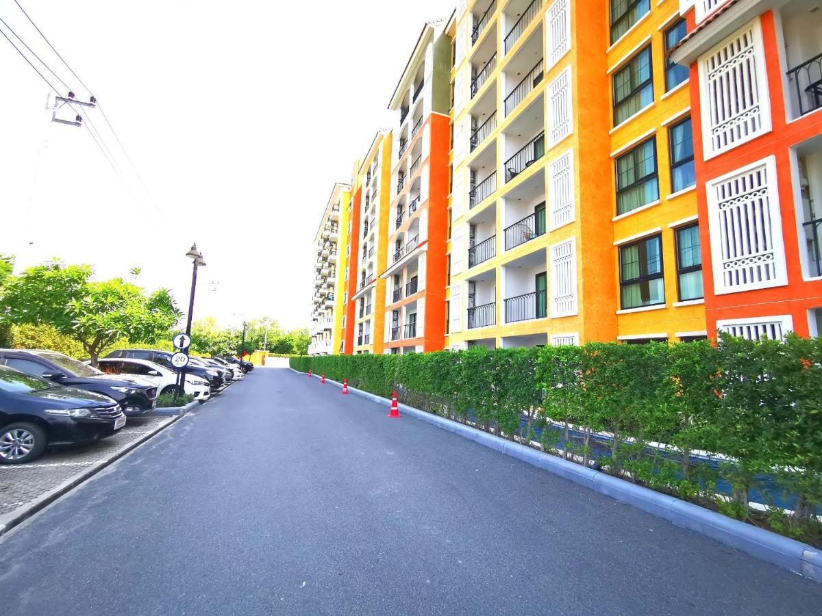 D14 Venetian Condo Resort Pattaya Pool Connected Netflix Pantai Jomtien Bagian luar foto